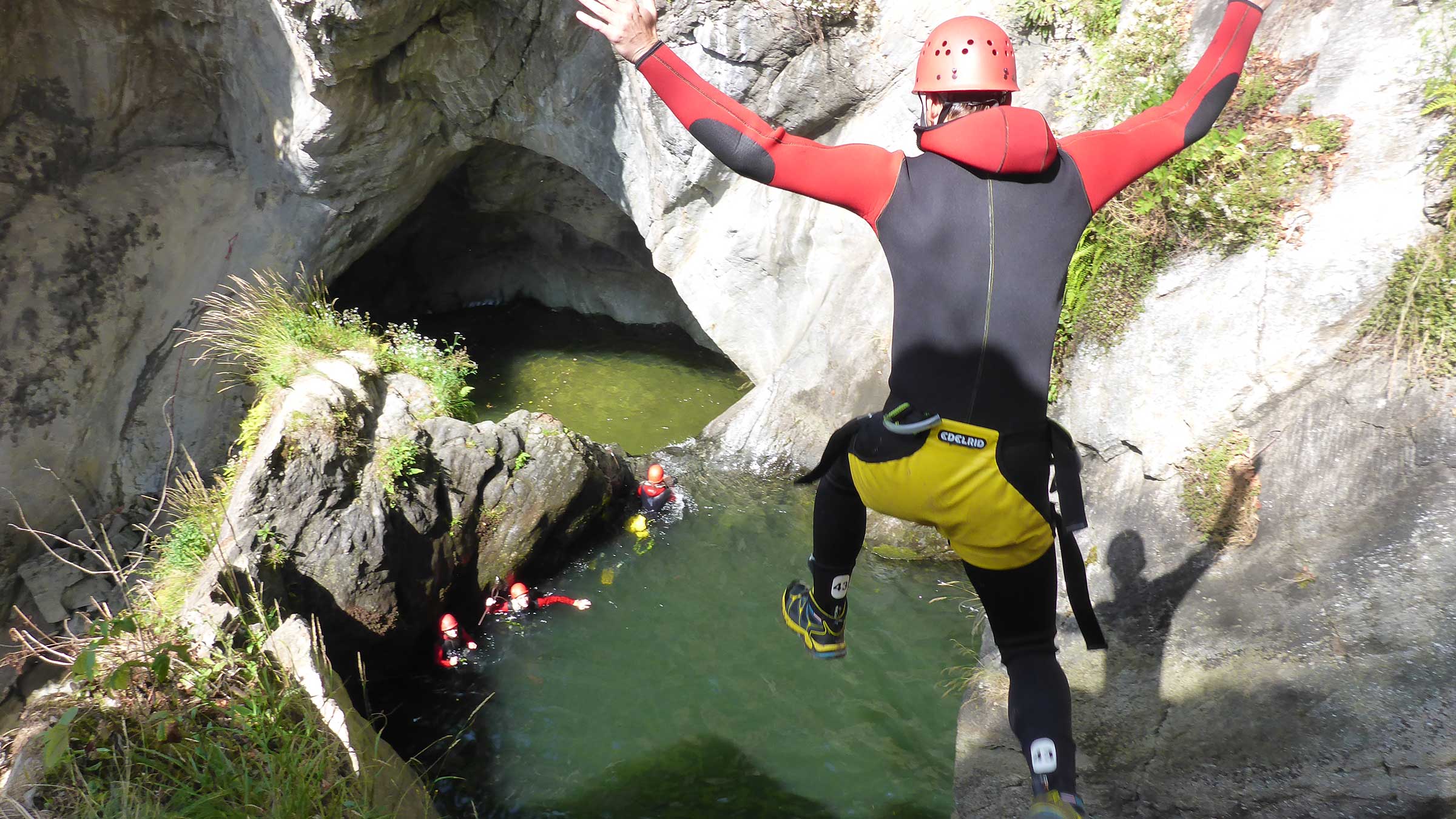 Canyoning Sprung - Canyoning und Rafting im Ötztal